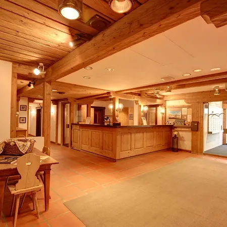 Chesa Munteratsch 2-zimmerwohnung 102 Typ E Apartamento