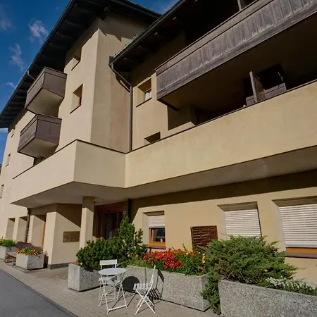 Apartment Chesa Munteratsch 2-zimmerwohnung 102 Typ E *